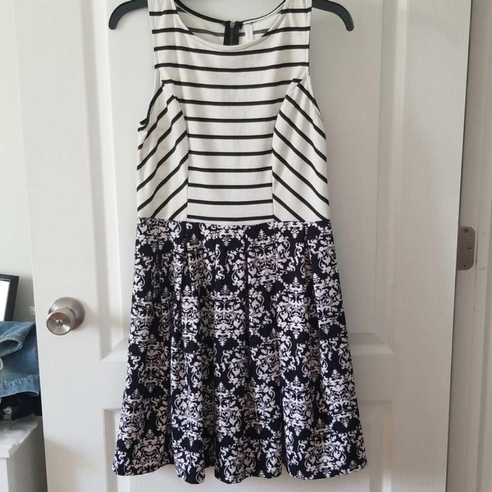 Xhilaration Dress